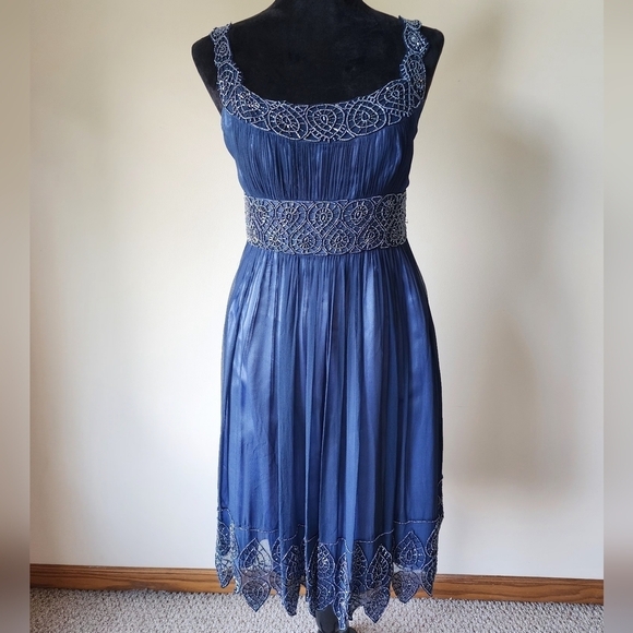 Adrianna Papell Evening Formal 100% Silk Blue Beaded Women's Dress Size 6. - Picture 1 of 7
